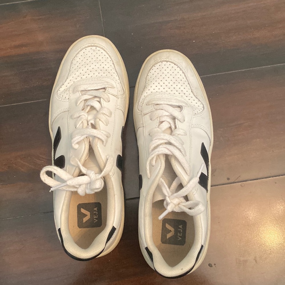 Veja sneakers